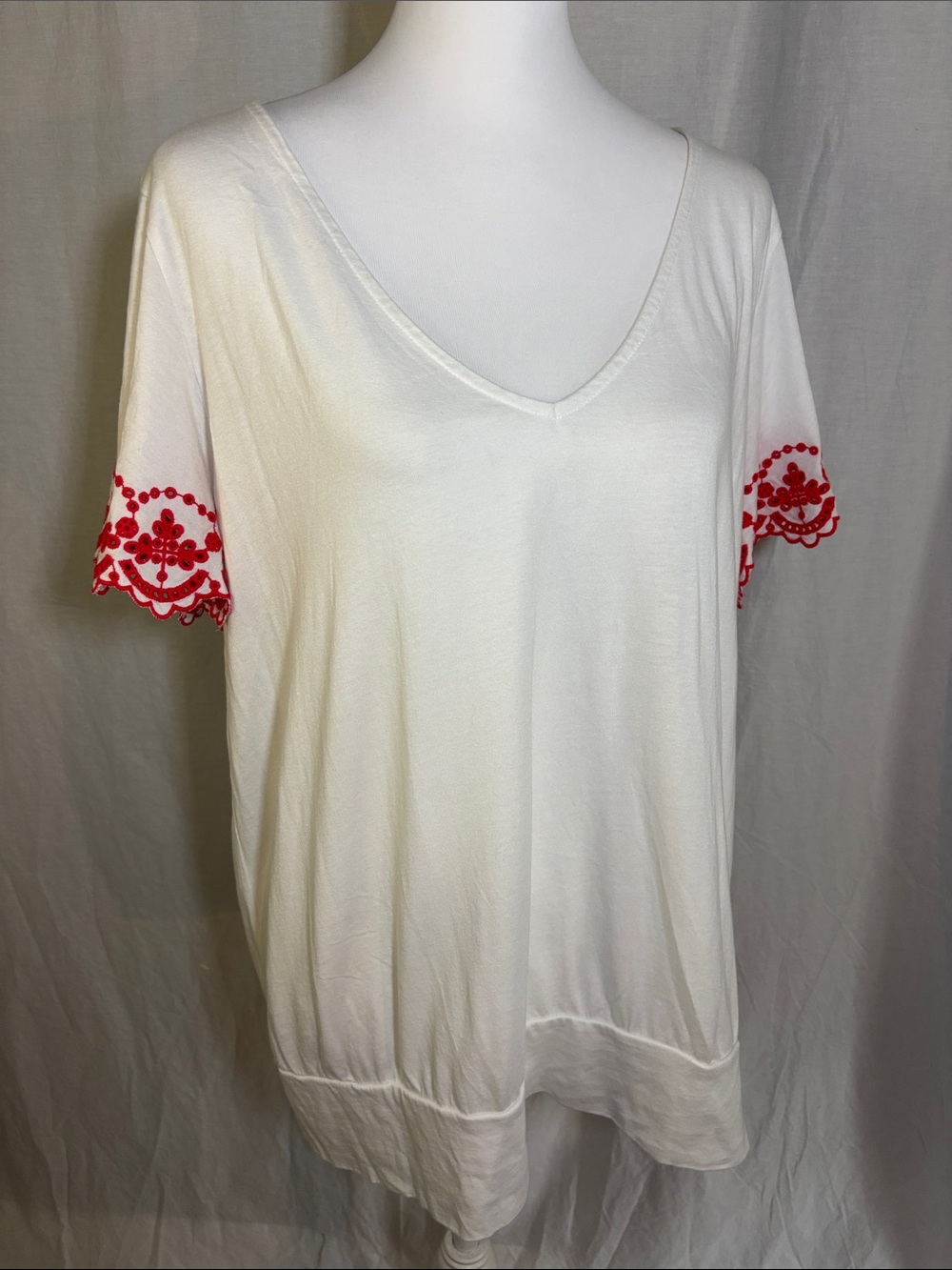 White V-Neck Tee with Red Embroidered Sleeves